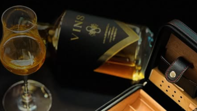 VINS „Getrocknete Pflaume"